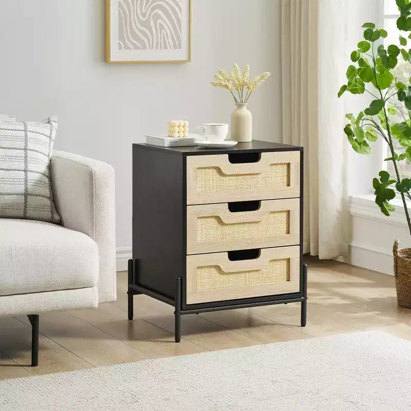 Comodino in Rattan, Comodino da Fattoria con 3 Cassetti, Comodino con Gambe in Metallo, Tavolino d'Appoggio Boho per Camera da Letto 3