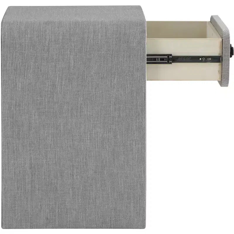Meridian Furniture, Tavolino Medley 14