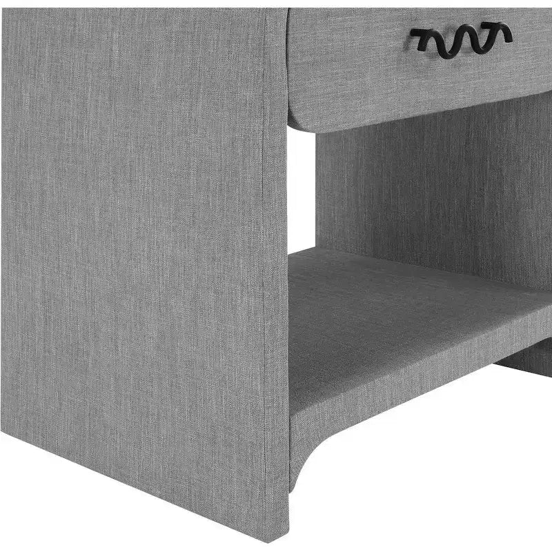 Meridian Furniture, Tavolino Medley 17