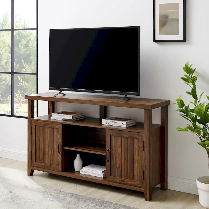 Mobile TV alto Middlebrook da 58 pollici con ante a scanalature 7