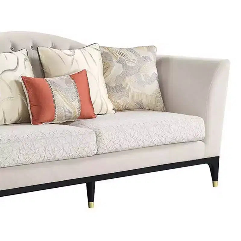 Divano Tayden da 71" in velluto beige: Acme Furniture, capitonné in cristallo, dettagli dorati 3