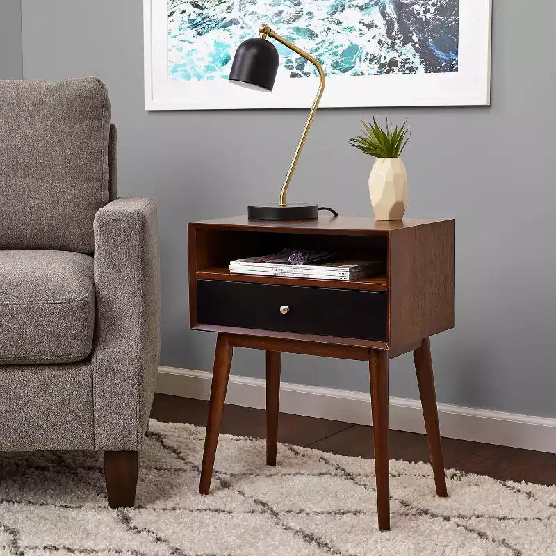Tavolino Calvin Marrone - Adore Decor: Design Moderno Mid-Century, Cassetto Contenitore, Maniglie Argentate