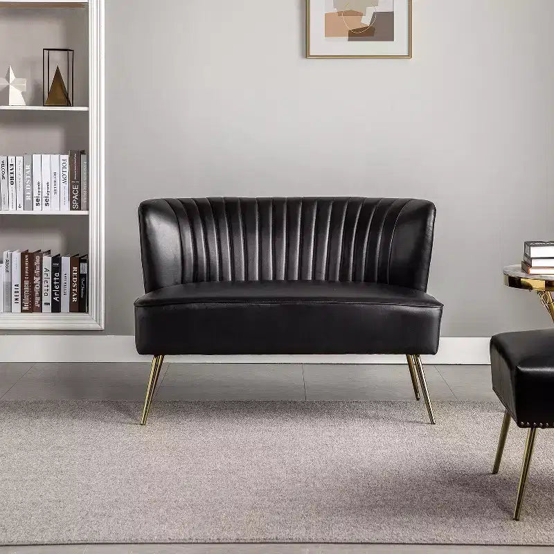 Divanetto Monica Wingback 47 contemporaneo per soggiorno e camera da letto, comodo divano a 2 posti senza braccioli con gambe in metallo | KARAT HOME