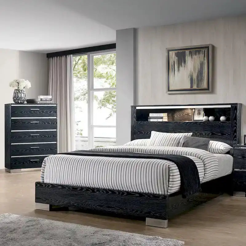 Set Letto a Pannelli con Contenitore a 2 Pezzi e Comò Alto Champs in Legno Massello Stile Contemporaneo di Furniture of America 4