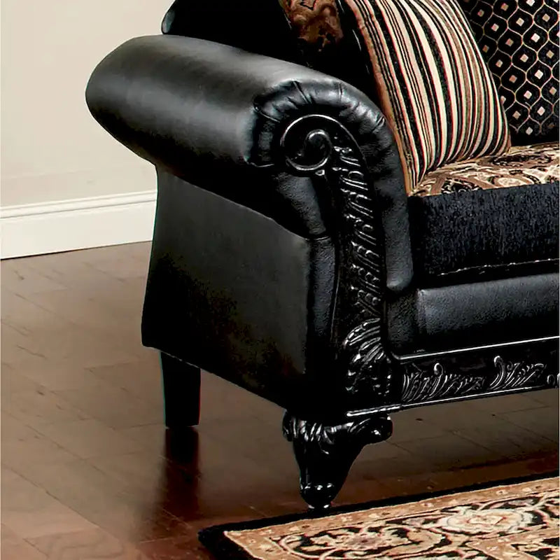 Divanetto due posti Chateau in ecopelle nera tradizionale con imbottitura di Furniture of America