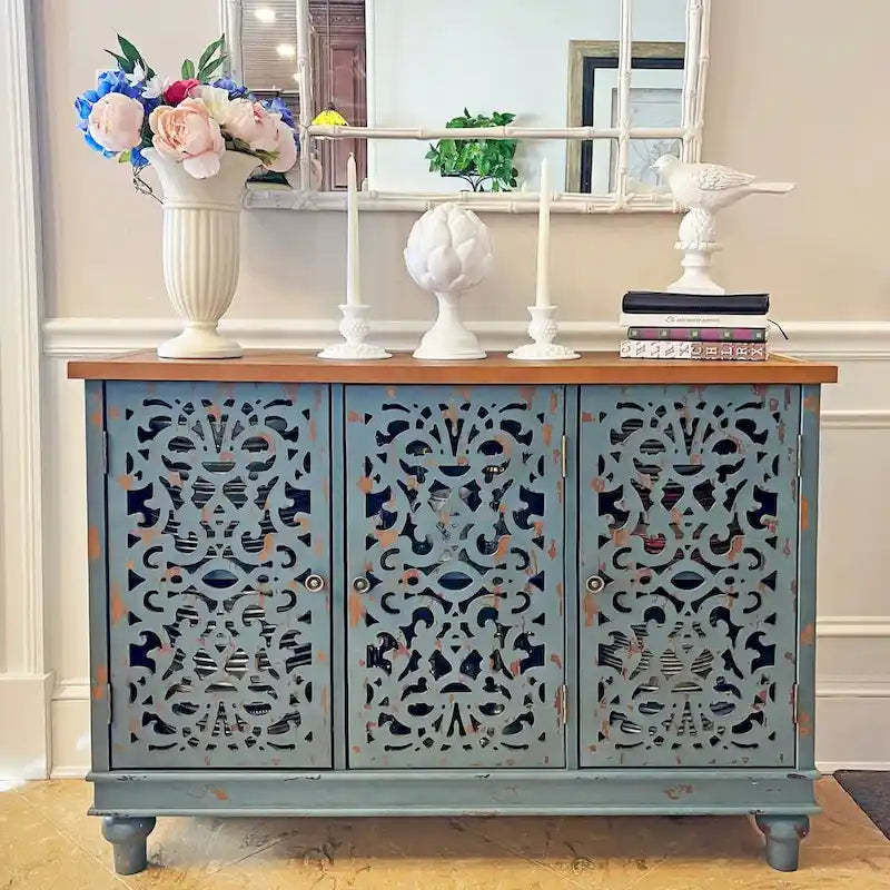 Mobile Credenza Antico con Intaglio Cavo a 3 Ante 21